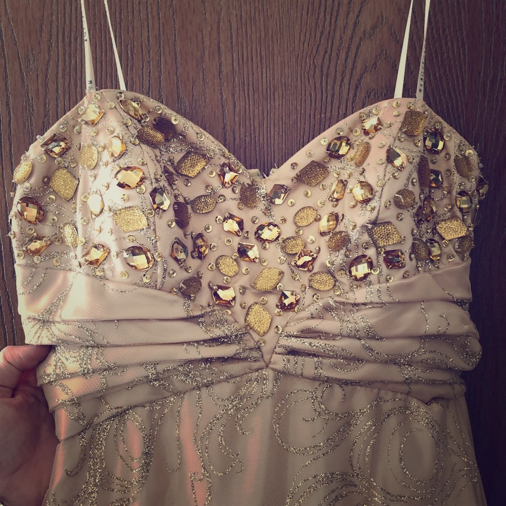 Beautiful gold prom dress